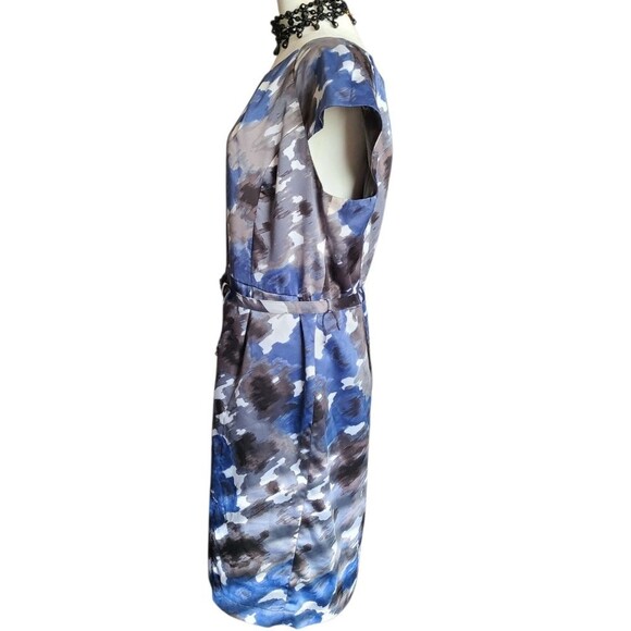 Nine West Blue & Grey Abstract Floral Print Belted Sheath Lined Dress - Size 14 - Picture 4 of 6